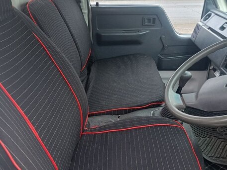 1995 Toyota TownAce, белый, 850000 рублей, вид 3