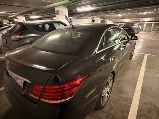 2013 Mercedes-Benz E-Класс 200 IV (W212, S212, C207) Рестайлинг, чёрный, 2700000 рублей, вид 4