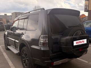 2012 Mitsubishi Pajero IV Рестайлинг 1, серый, 1950000 рублей, вид 3