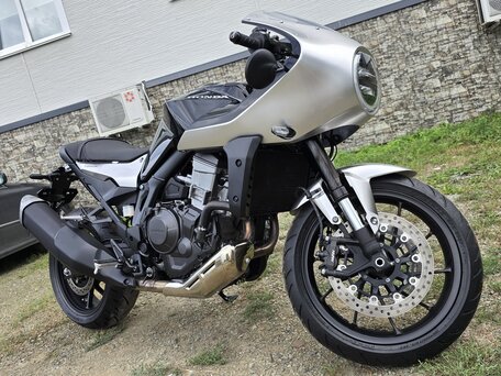 2023 Honda Hawk 11, чёрный, 900000 рублей, вид 3
