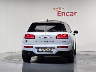 2022 Mini Clubman Cooper II Рестайлинг, белый, 1960000 рублей, вид 4