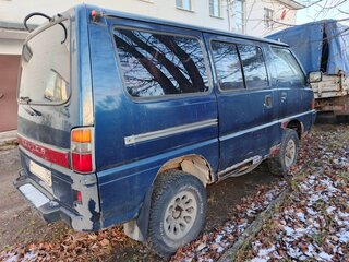 1990 Mitsubishi L300 II, синий, 750000 рублей, вид 3