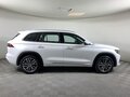 2026 Geely Monjaro I Рестайлинг, белый - вид 4