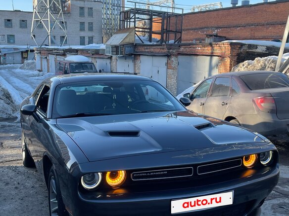 2019 Dodge Challenger III Рестайлинг 2, серый, 1800000 рублей - вид 2