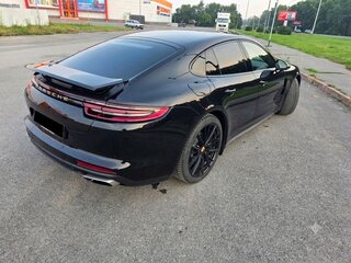 2019 Porsche Panamera 4 II, чёрный, 7500000 рублей, вид 3