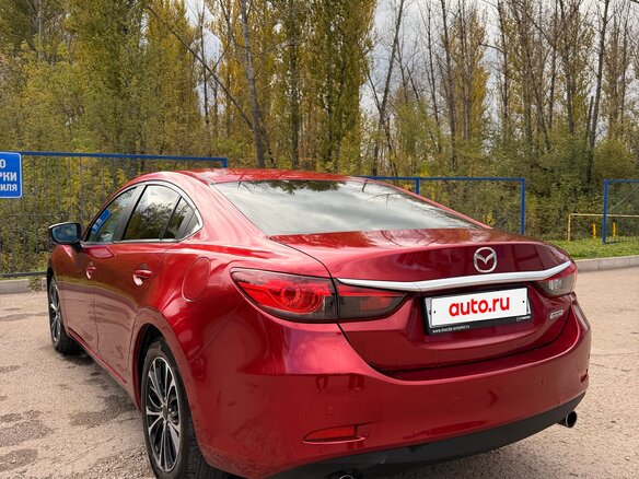 2017 Mazda 6 III (GJ) Рестайлинг, красный - вид 3