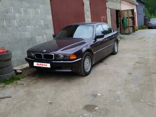 1994 BMW 7 серии 740i III (E38), фиолетовый, 950000 рублей, вид 2