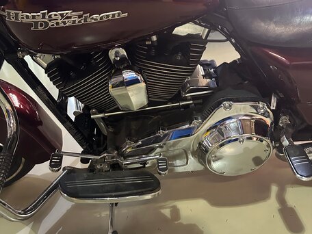 2014 Harley-Davidson Street Glide, красный, 1050000 рублей, вид 4
