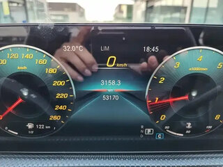 2021 Mercedes-Benz A-Класс 180 Long IV (W177), красный, 1850000 рублей, вид 5