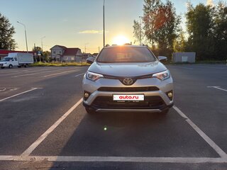 2019 Toyota RAV4 IV (XA40) Рестайлинг, серебристый, 2600000 рублей, вид 2