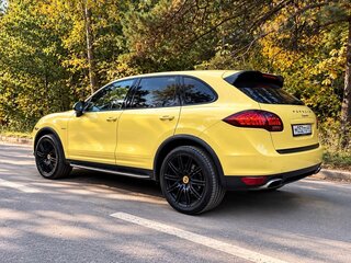 2011 Porsche Cayenne Diesel II (958), жёлтый, 2500000 рублей, вид 5