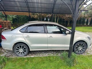 2011 Volkswagen Polo V, серебристый, 620000 рублей, вид 4
