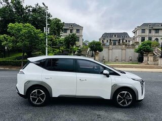 2025 Aion Y Plus 51.9 kWh, белый, 1578000 рублей, вид 5