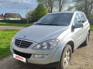 2010 SsangYong Kyron 5-speed I Рестайлинг, серый, 650000 рублей, вид 1