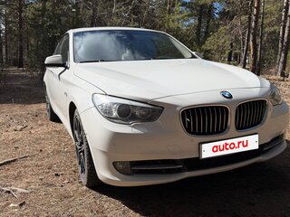 2010 BMW 5 серии Gran Turismo 535i VI (F10/F11/F07), белый, 1699999 рублей, вид 3