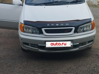 1999 Toyota Ipsum I (M10), белый, 599000 рублей, вид 4