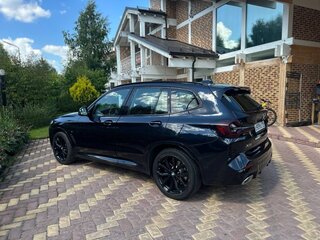 2021 BMW X3 30d xDrive III (G01) Рестайлинг, чёрный, 5900000 рублей, вид 4