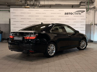 2015 Toyota Camry VII (XV50) Рестайлинг, чёрный, 1849000 рублей, вид 5