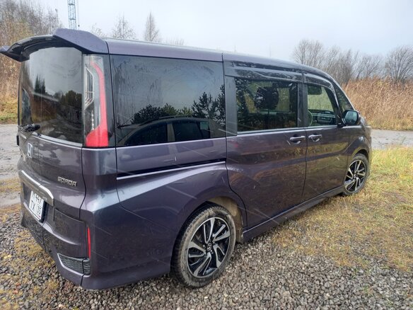 2017 Honda Stepwgn Spada V Рестайлинг, фиолетовый, 2200000 рублей - вид 4
