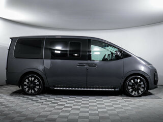 2024 Hyundai Staria I, серый, 5000000 рублей, вид 4