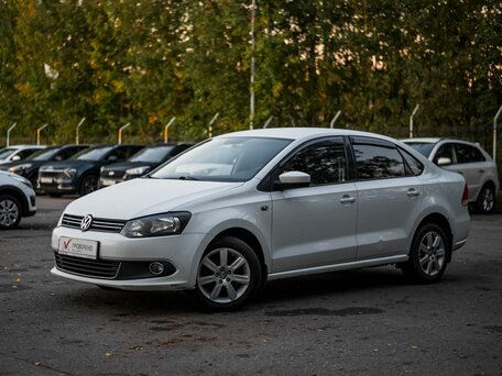 2015 Volkswagen Polo V, белый, 777000 рублей, вид 1