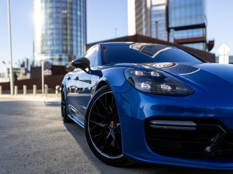 2017 Porsche Panamera Turbo II, синий, 7600000 рублей, вид 1