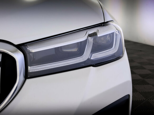 2021 BMW 5 серии 520i VII (G30/G31/G38) Рестайлинг, белый, 4350000 рублей - вид 16