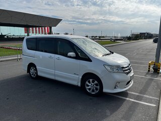 2012 Nissan Serena IV (C26), белый, 1349000 рублей, вид 3