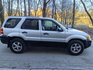 2004 Ford Escape I Рестайлинг, серебристый, 328000 рублей, вид 5