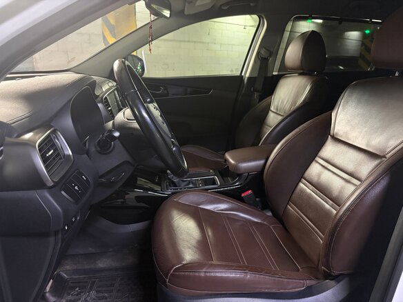 2020 Kia Sorento III Prime Рестайлинг, белый, 3370000 рублей - вид 4