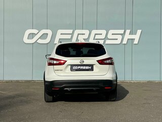 2017 Nissan Qashqai II, белый, 1675000 рублей, вид 4