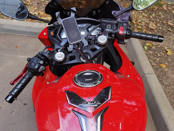 2014 Honda CBR 650F, красный, 650000 рублей - вид 3