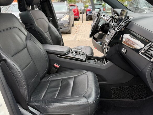 2017 Mercedes-Benz GLS 500 I (X166), белый, 4200000 рублей - вид 14
