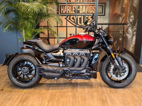 2025 Triumph Rocket 3, красный, 3650000 рублей, вид 1