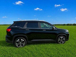 2022 Chevrolet Captiva II, чёрный, 1750000 рублей, вид 2