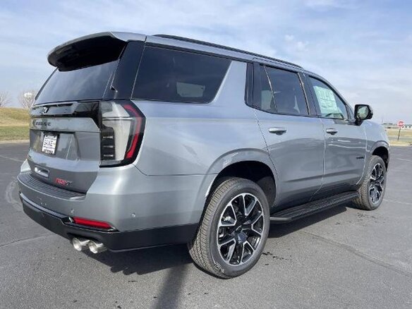 2026 Chevrolet Tahoe V Рестайлинг, серый, 15100577 рублей - вид 6