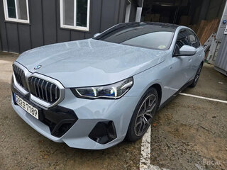 2023 BMW 5 серии 520i VIII (G60/G61/G68), серый, 6036340 рублей, вид 1
