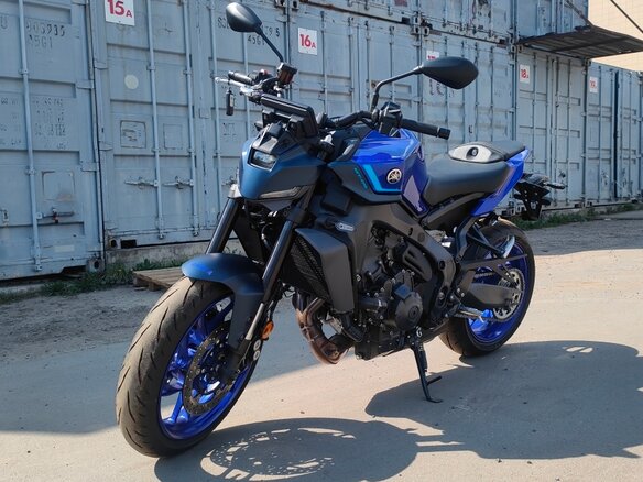 2024 Yamaha MT-09 (FZ-09), синий, 1289000 рублей