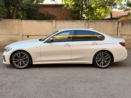 2019 BMW 3 серии 330i VII (G2x), белый, 3450000 рублей, вид 3