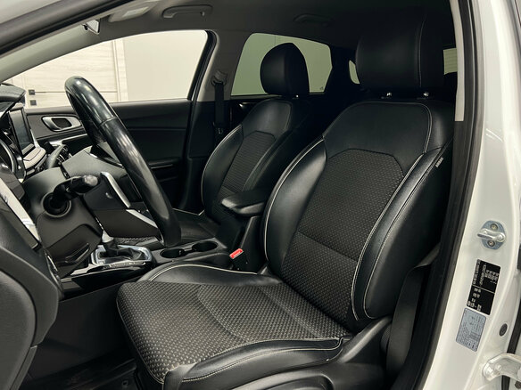 2018 Kia Ceed III, белый - вид 12