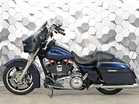 2011 Harley-Davidson Street Glide, синий, 1077000 рублей, вид 4