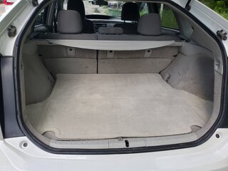 2009 Toyota Prius III (XW30), белый, 1050000 рублей, вид 4