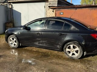 2010 Chevrolet Cruze I, чёрный, 800000 рублей, вид 4