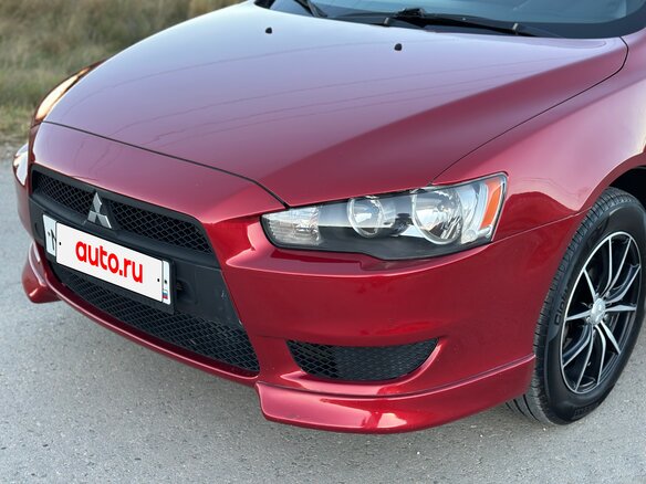 2007 Mitsubishi Lancer X, красный - вид 12