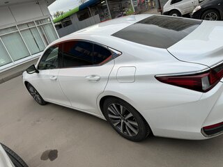 2019 Lexus ES 200 VII, белый, 2650000 рублей, вид 3