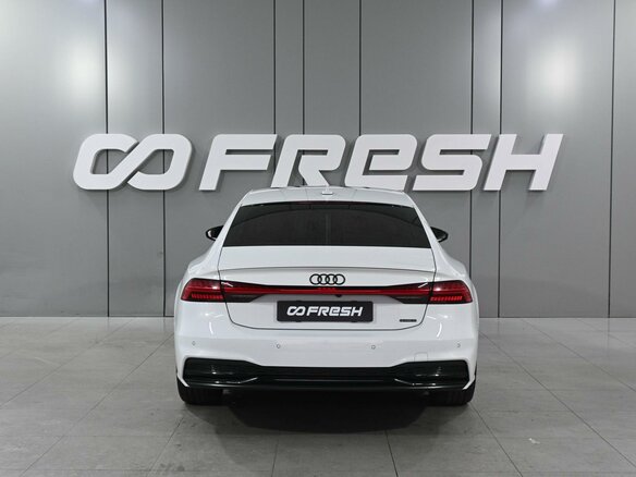 2021 Audi A7 55 TFSI II (4K), белый, 6599000 рублей - вид 3