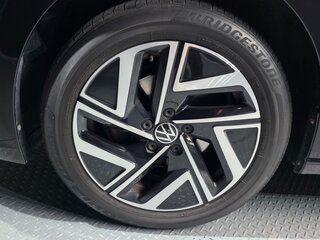2022 Volkswagen Jetta VII Рестайлинг, чёрный, 1770000 рублей, вид 5