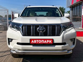2018 Toyota Land Cruiser Prado 150 Series Рестайлинг 2, белый, 4849000 рублей, вид 2