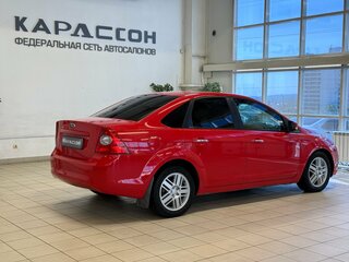 2010 Ford Focus II Рестайлинг, красный, 505000 рублей, вид 2