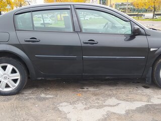 2008 Renault Megane II Рестайлинг, чёрный, 280000 рублей, вид 2